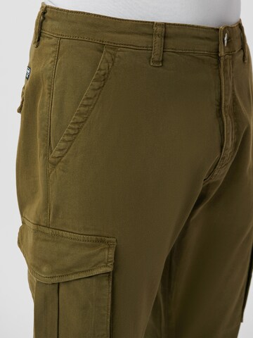 Mavi Tapered Hose 'Cody' in Grün