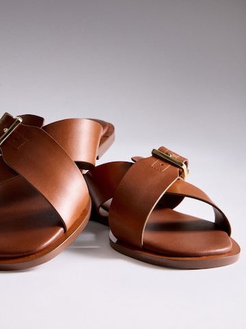 The Set Pantolette in Braun