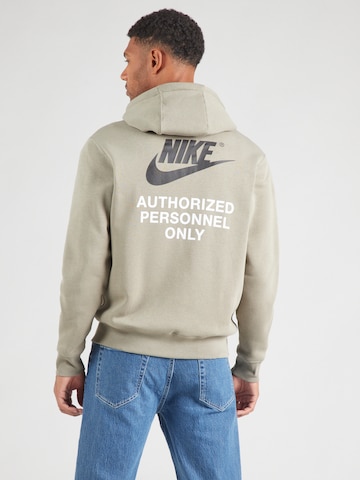 Nike Sportswear Кофта на молнии в Зеленый: спереди