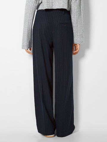 Wide Leg Pantalon à pince Bershka en bleu