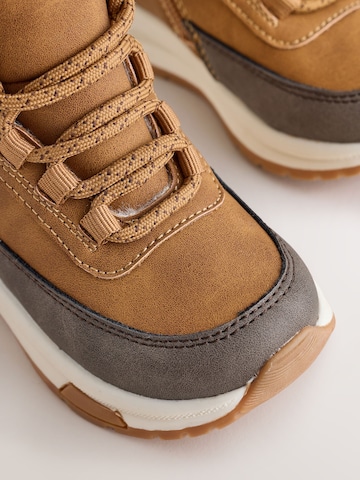 Next Stiefel in Braun