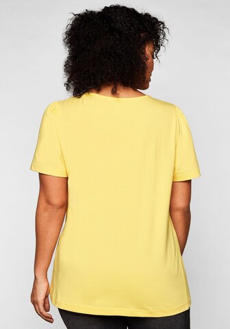 T-shirt SHEEGO en jaune