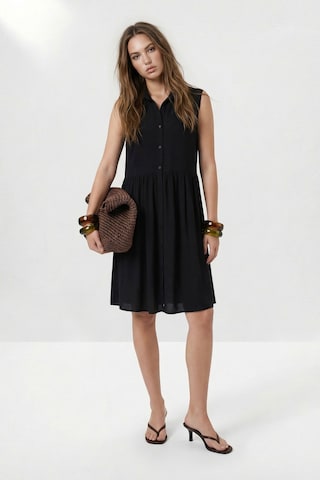 Robe-chemise Trendyol en noir