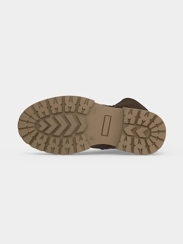 ruda TOMMY HILFIGER Auliniai 'KESSY'