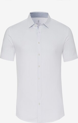 DESOTO Button Up Shirt in White: front