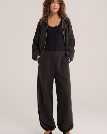 WE Fashion Between-season jacket in Brown