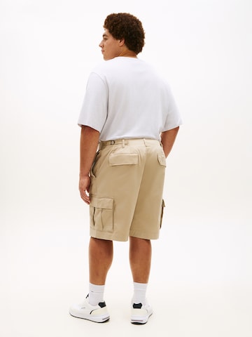 Loosefit Pantalon cargo 'ESS' Tommy Hilfiger Big & Tall en beige