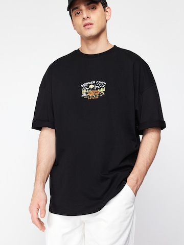 Trendyol Shirt in Black: front