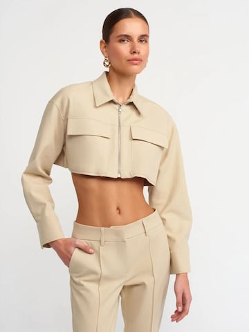 Dilvin Between-season jacket in Beige: front