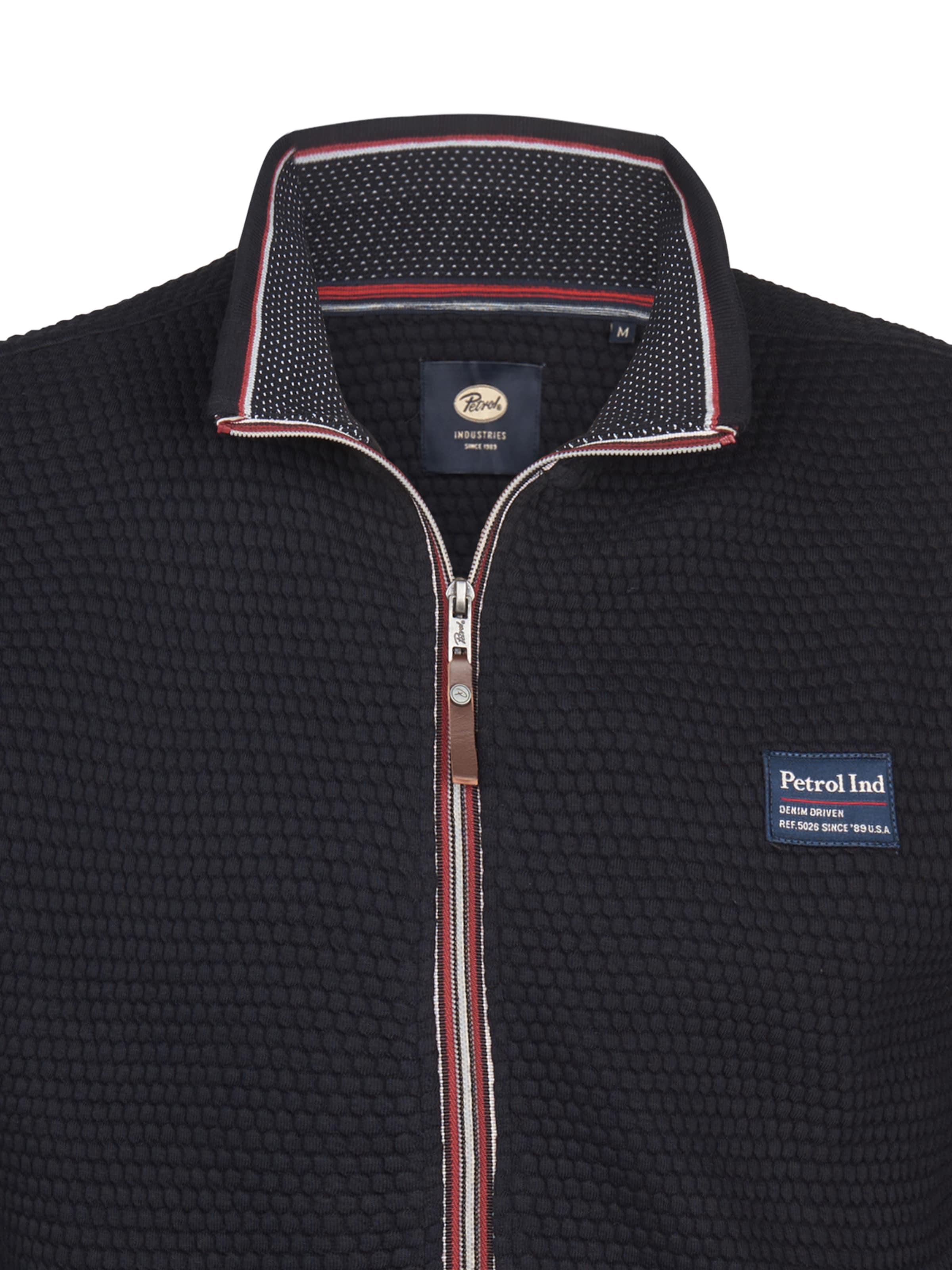 Petrol Industries Sweatvest 'Kenai' in Zwart