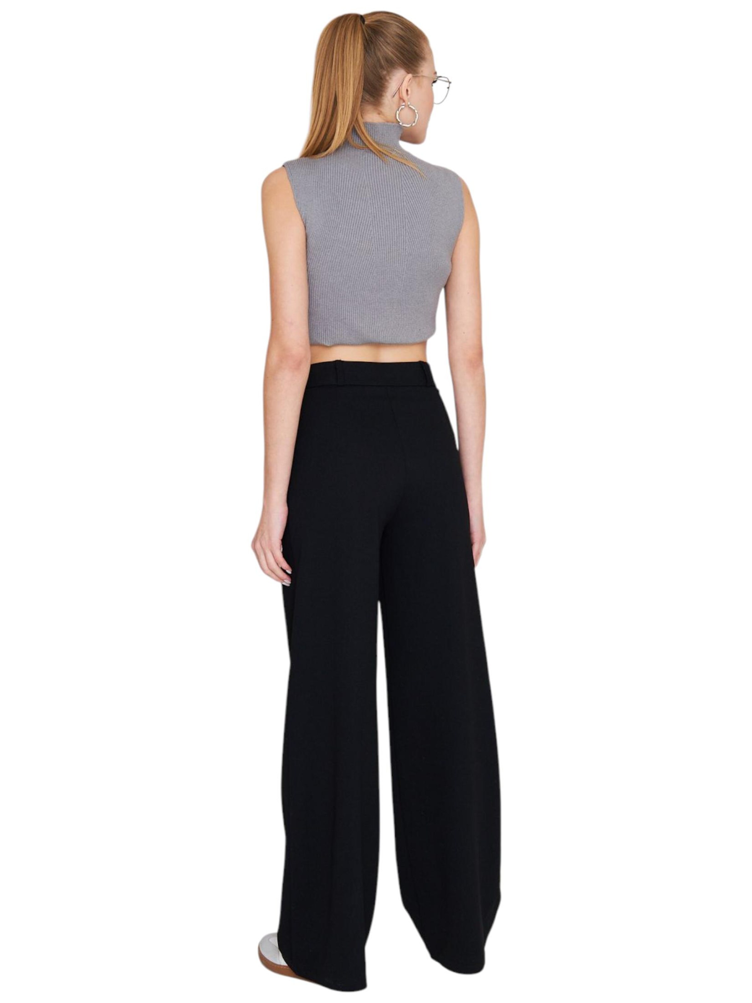 fashionshowcase Wide Leg Bukser med lægfolder 'Seyra' i sort