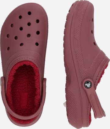 Clogs 'Classic' di Crocs in rosso