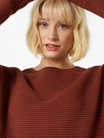 VERO MODA Sweater 'Natascha' in Brown