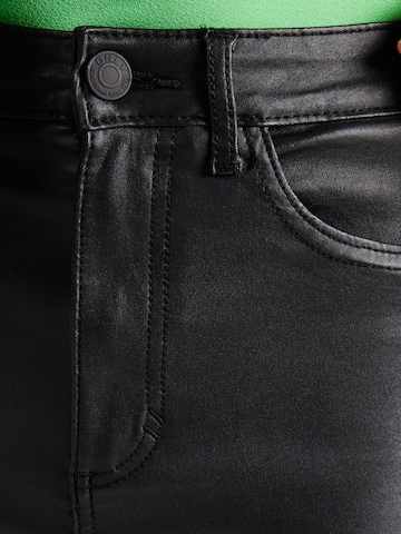 Skinny Pantalon 'ONLRoyal' ONLY en noir