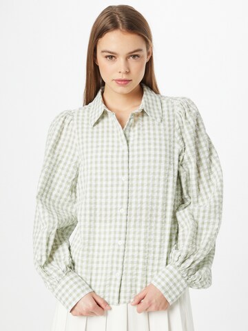 Monki Blouse in Green: front