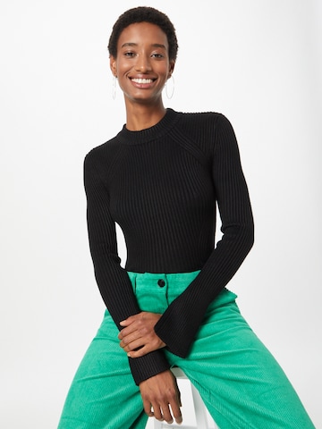 Gina Tricot Пуловер 'Hedvig' в черно: отпред