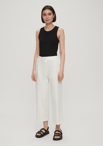 s.Oliver Boot cut Pleated Pants in White