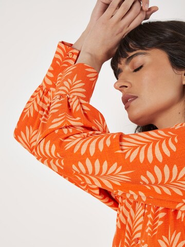 Robe Apricot en orange