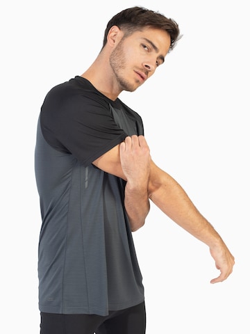 Spyder Performance Shirt in Grey