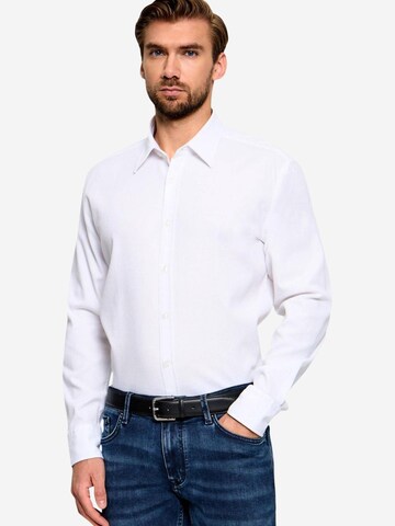 Regular fit Camicia 'Relegant 6 M 50565600' di BOSS in bianco