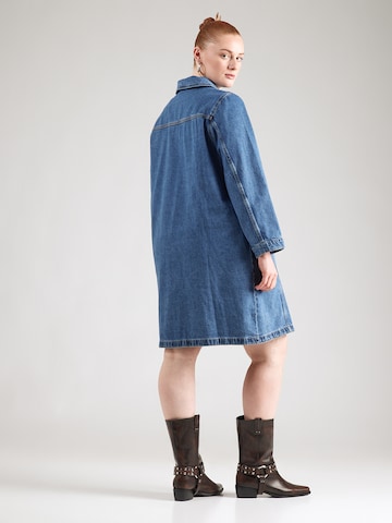 Vero Moda Curve - Vestido camisero 'VMCFindo' en azul