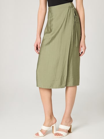 Guido Maria Kretschmer Women Skirt 'Sienna' in Green: front