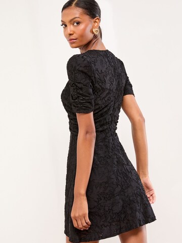 Lipsy Платье в Черный