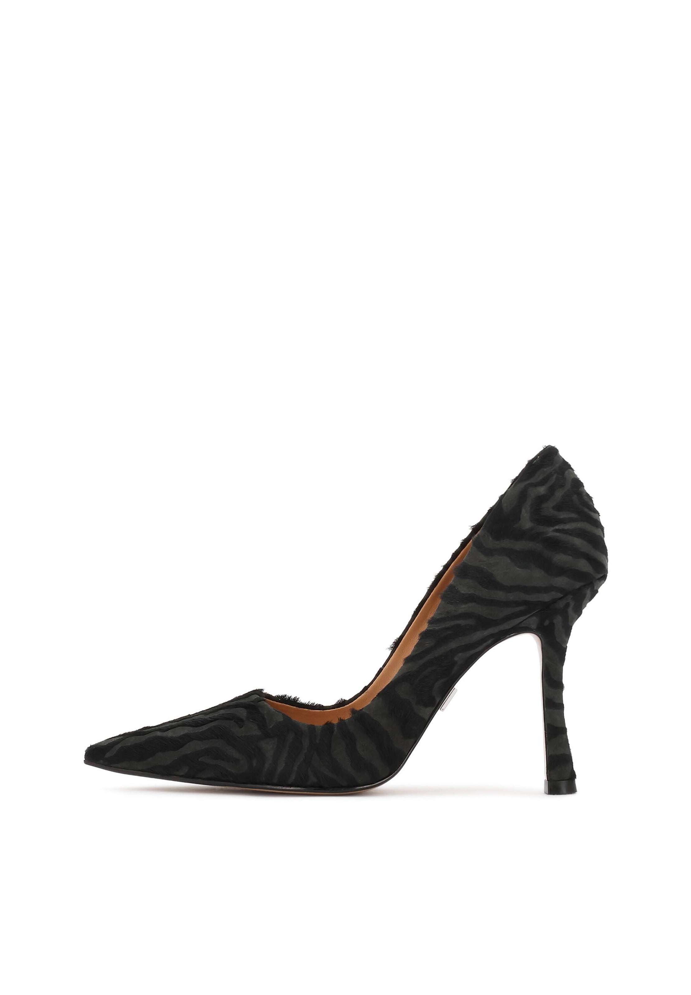 Kazar Pumps in Schwarz: Vorderseite