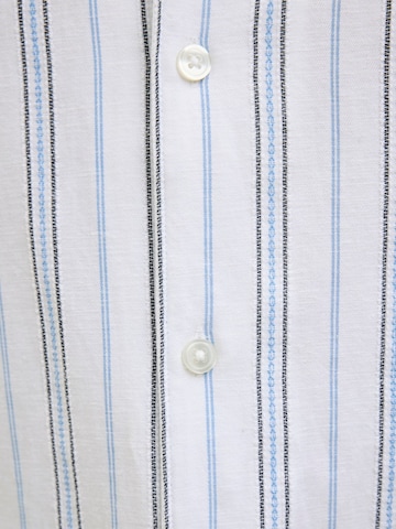 Jack & Jones Premium Comfort fit Button Up Shirt 'JPRCCMONTANA DOBBY' in Blue