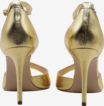 faina Strap sandal in Gold