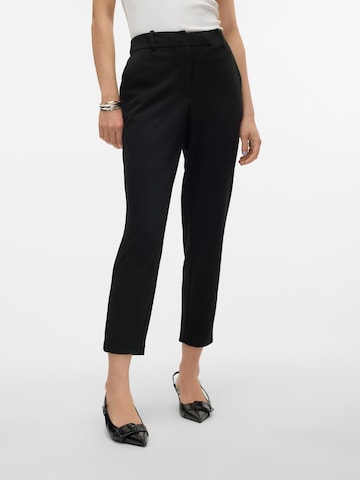Coupe slim Pantalon VERO MODA en noir : devant