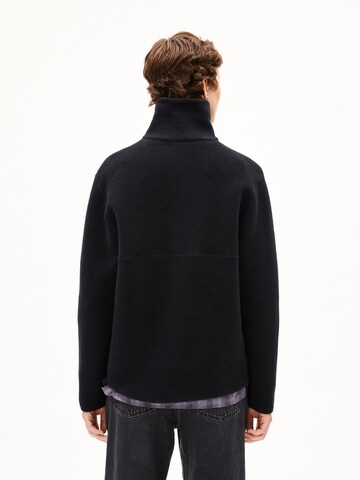 ARMEDANGELS Sweatshirt 'HAARLEENAA' (GOTS) in Schwarz