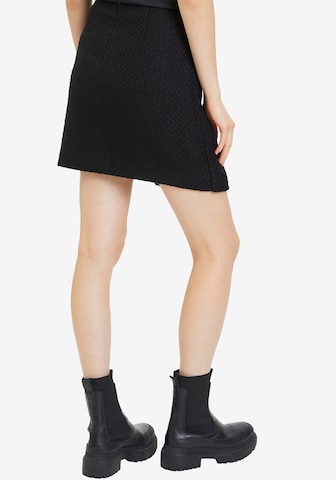 Tamaris TA Rock in Schwarz