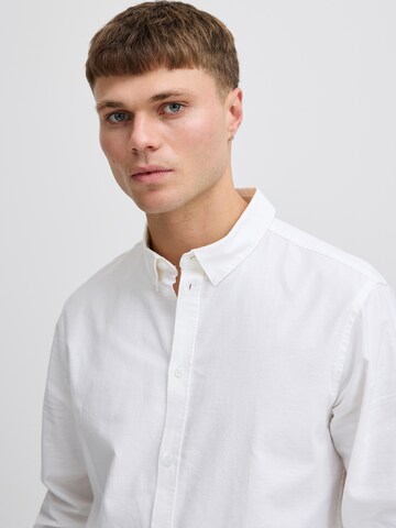 !Solid - Ajuste regular Camisa 'Val' en blanco