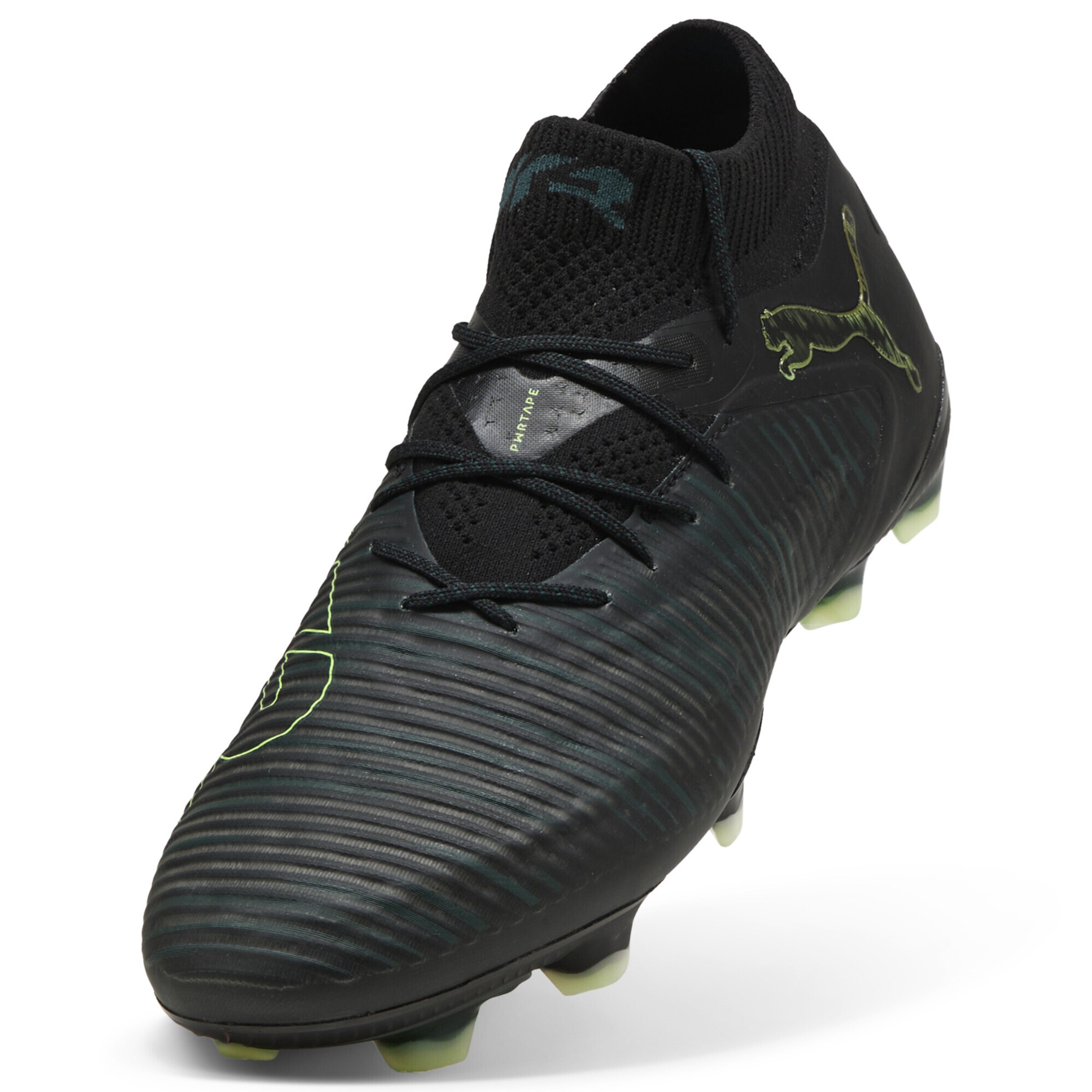 PUMA Soccer shoe 'Future 8 Ultimate' in Black