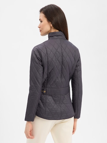 Barbour Between-Season Jacket in Black