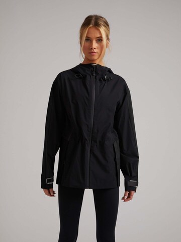 JACK1T Outdoorjas ' Isotope Regenjacke ' in Zwart: voorkant