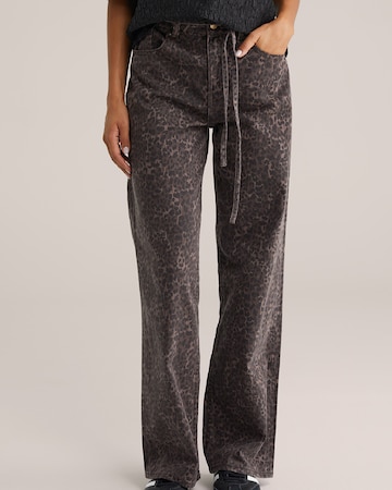 WE Fashion Wide leg Τζιν σε καφέ: μπροστά