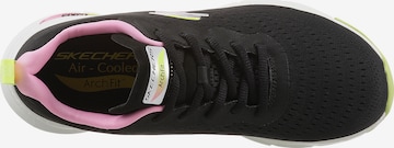 Sneaker bassa di SKECHERS in rosa