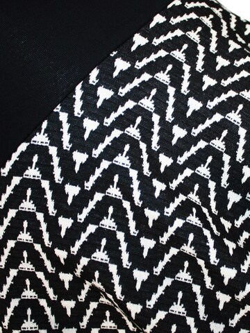 dunkle design Skirt 'Jacquard Strick Ethno' in Black