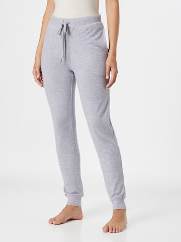 Effilé Pantalon de pyjama TRIUMPH en gris : devant