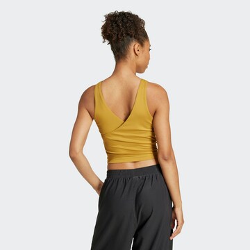 ADIDAS PERFORMANCE Sportovní top 'ESS' – hnědá