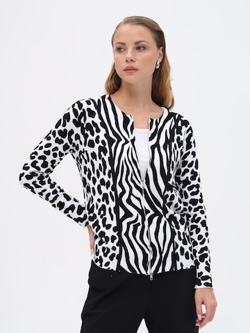 Passioni Knit Cardigan 'Strickjacke mit abstraktem Animal-Print' in Black: front