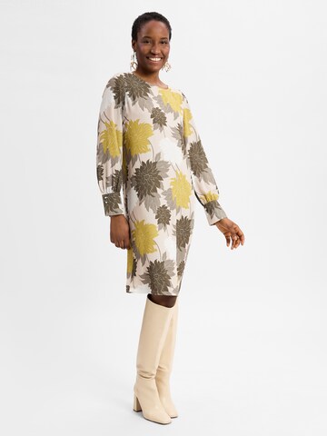 Robe ' ' Marc Cain en vert : devant