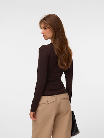 T-shirt 'VMADA' VERO MODA en marron