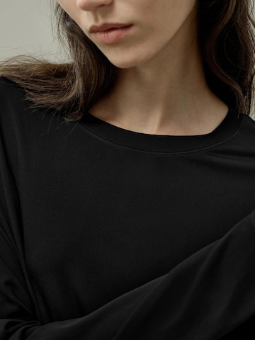 Lilysilk - Camiseta 'Seide Breeze Jersey Entspanntes Lounge Top' en negro