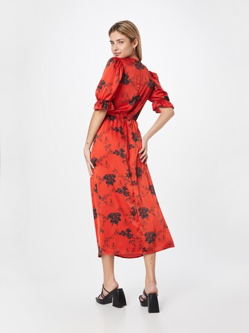 Robe AX Paris en rouge