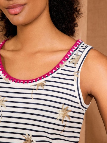 Top de la love & roses pe alb