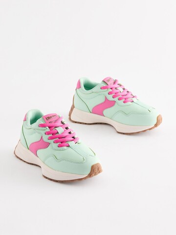 Next Sneaker i grön