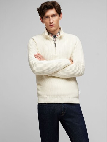 HECHTER PARIS Trui in Beige: voorkant